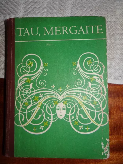 Tau, mergaite