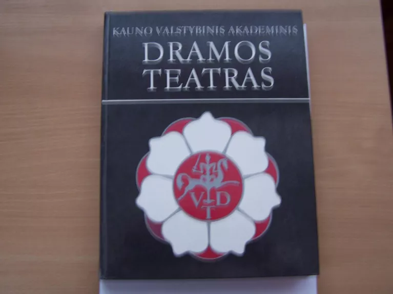 Kauno valstybinis akademinis dramos teatras, 1920-1990