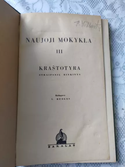 Naujoji mokykla III. Kraštotyra