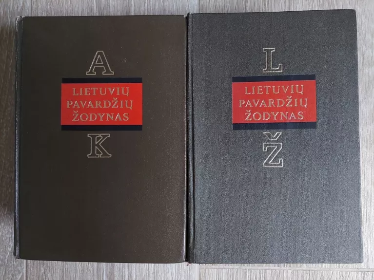 Lietuvių pavardžių žodynas (2 tomai)