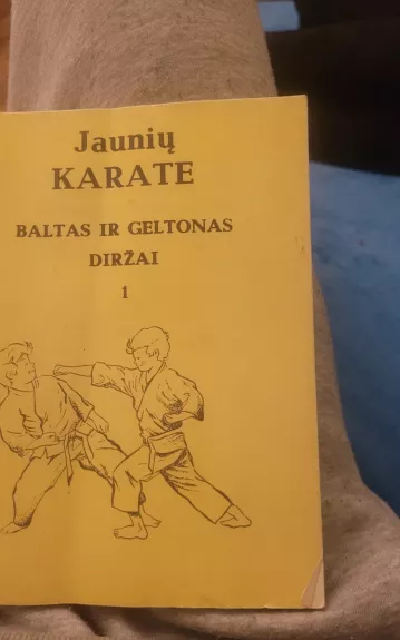 Jaunių karate. Baltas ir geltonas diržai (1 dalis)