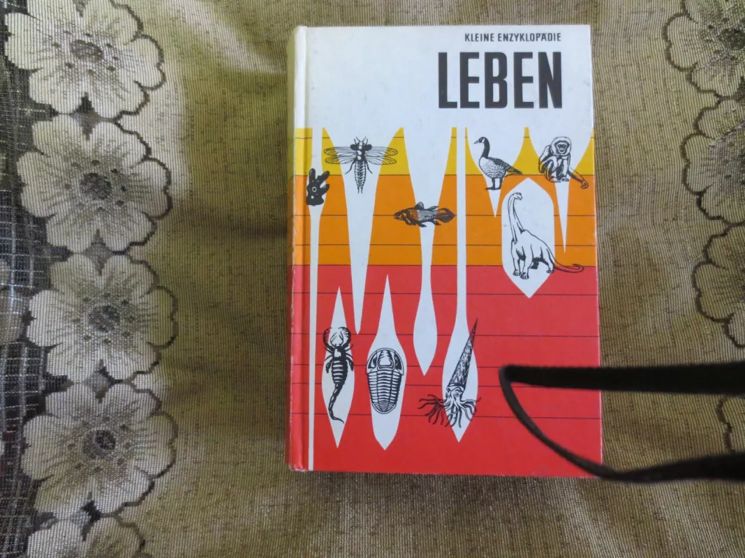 Kleine Enzyklopadie. Leben - Autorių Kolektyvas, knyga