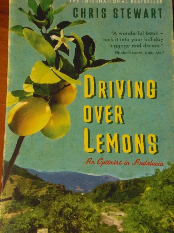 Driving Over Lemons - Chris Stewart, knyga