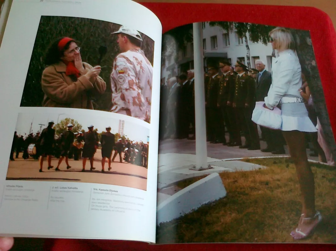 Lietuvos kariuomenė fotografijoje 2006-2007. Tado Dambrausko foto konkursas - Autorių Kolektyvas, knyga