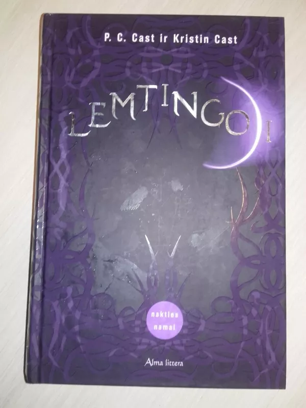 Lemtingoji - P. C. Cast, Kristin  Cast, knyga