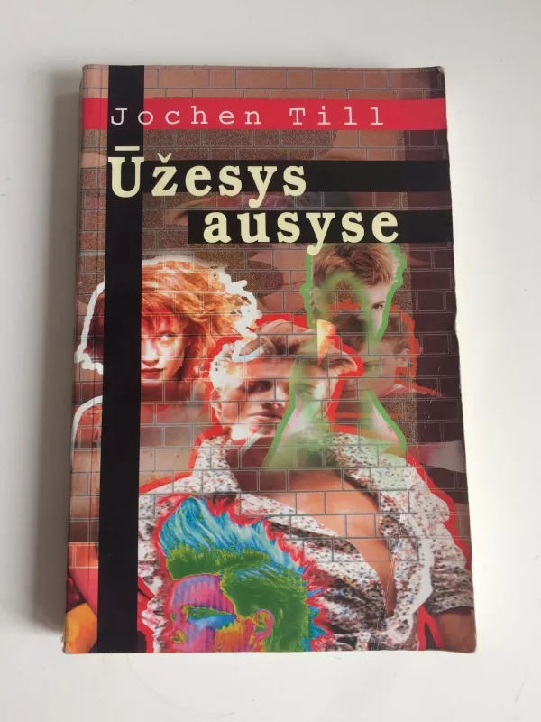 Ūžesys ausyse - Jochen Till, knyga