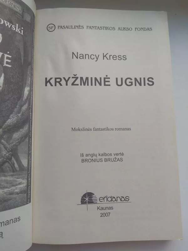 Kryžminė ugnis - Nancy Kress, knyga