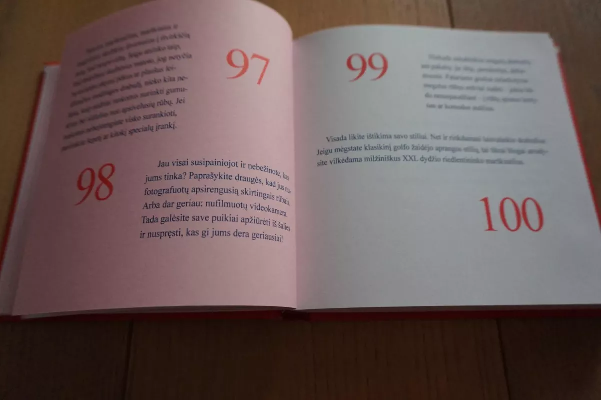 365 gero stiliaus patarimai ponioms - Claudia Piras, knyga