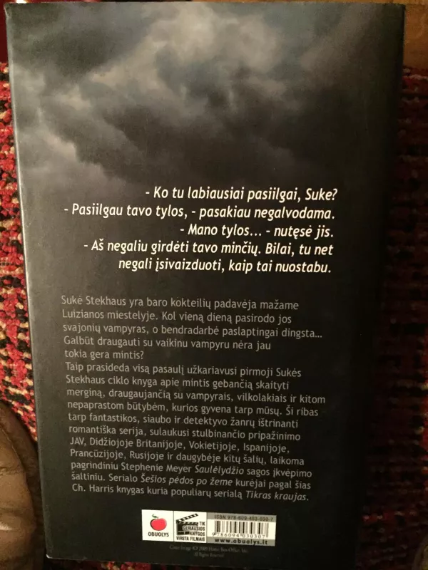 Mires iki sutemu - Charlaine Harris, knyga