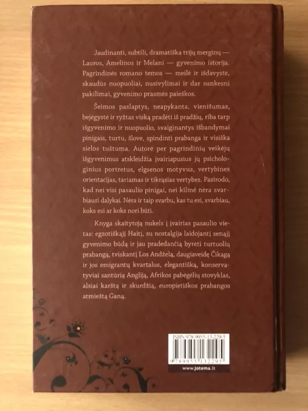 Kartusis šokoladas - Lesley Lokko, knyga