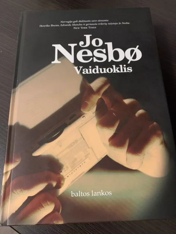 Vaiduoklis - Jo Nesbo, knyga