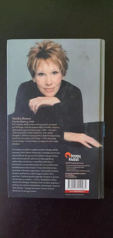 Sveika, tamsa - Sandra Brown, knyga