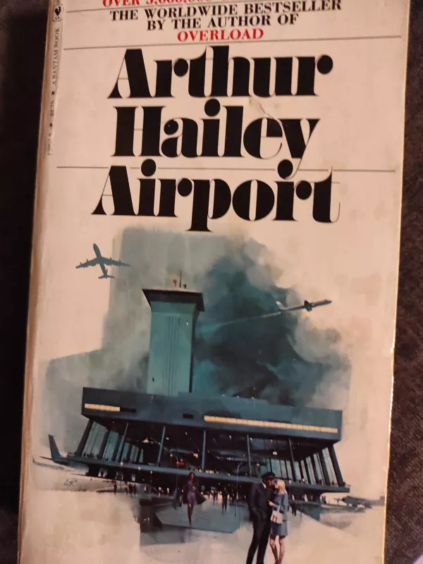 Airport - Arthur Hailey, knyga