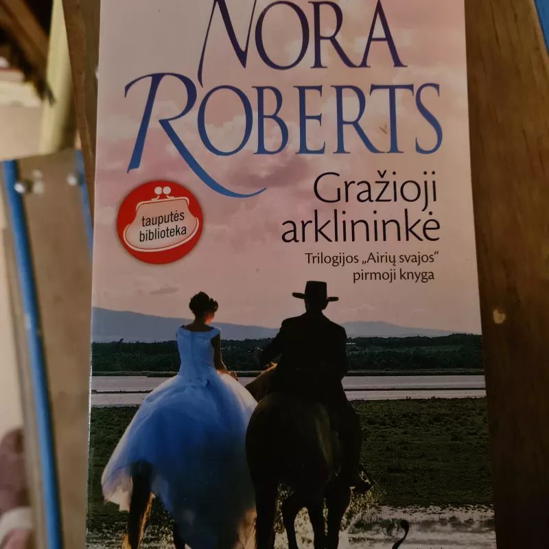 Gražioji arklininkė - Nora Roberts, knyga