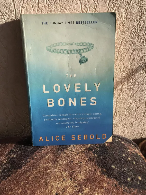 The Lovely Bones - Alice Sebold, knyga