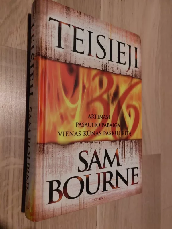 Teisieji - Sam Bourne, knyga