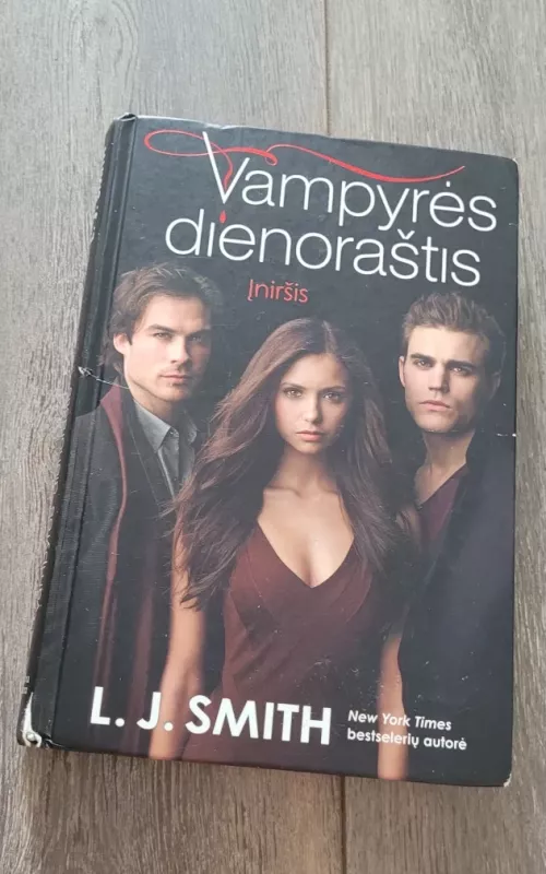 Vampyrės dienoraštis: Įniršis (3 knyga) - L. J. Smith, knyga