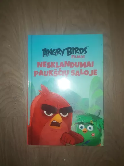 ANGRY BIRDS . NESKLANDUMAI PAUKŠČIŲ SALOJE