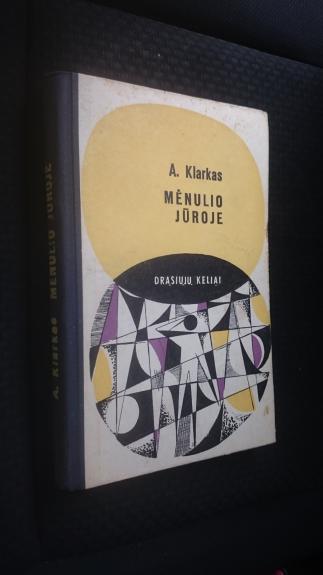 Mėnulio jūroje - Artūras Klarkas, Džentris  Ly, knyga 1