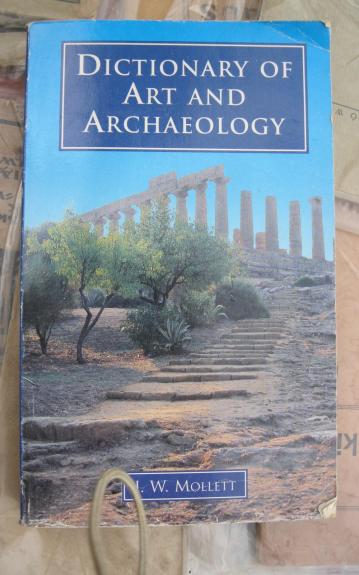 Dictionary of art and archaeology