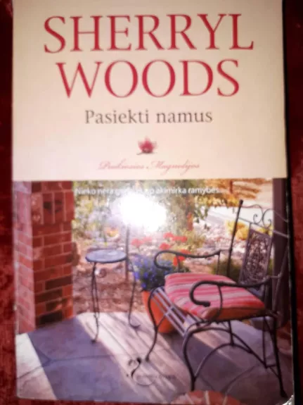 Pasiekti namus - Sherryl Woods, knyga