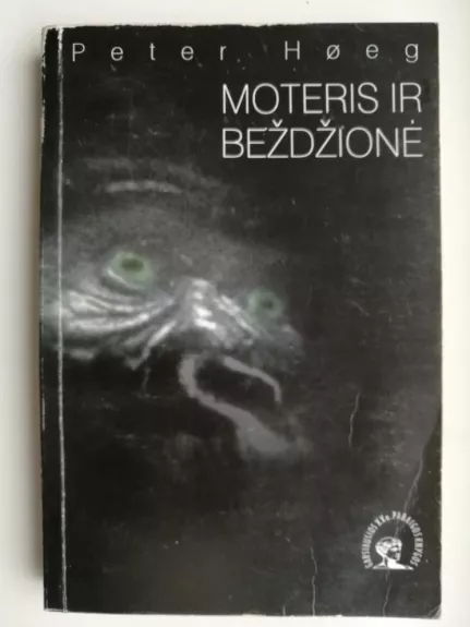 Moteris ir beždžionė