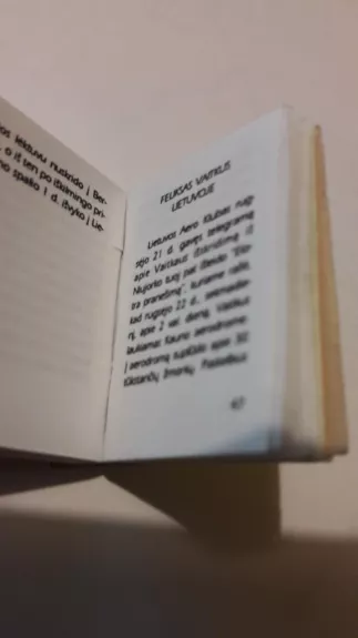 Miniatiūrinė knyga ,,Atlanto nugalėtojas Feliksas Vaitkus" - Vilius Užtupas, knyga 1