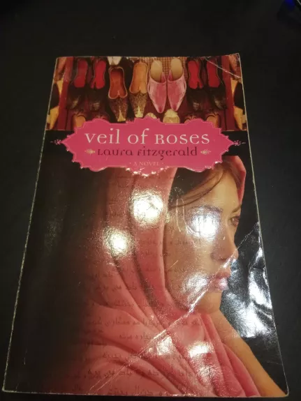 Veil of Roses - Laura Fitzgerald, knyga 1