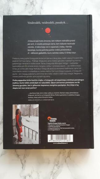 Raudona kaip kraujas