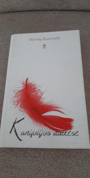 Kanifolijos dulkėse