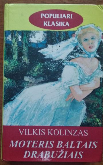 Moteris baltais drabužiais