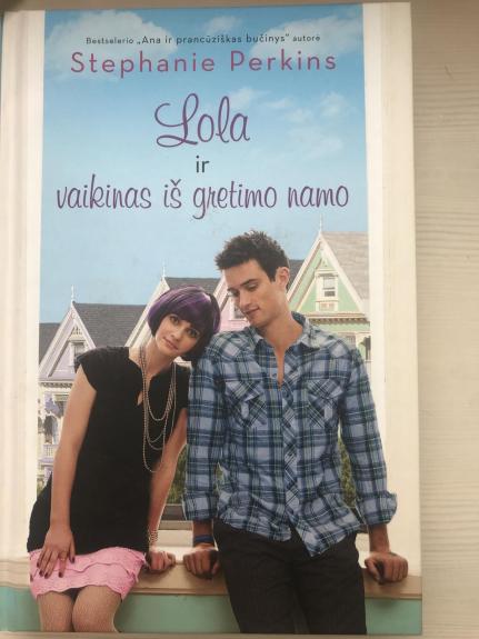 Lola ir vaikinas iš gretimo namo