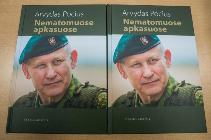 Nematomuose apkasuose - Arvydas Pocius, knyga