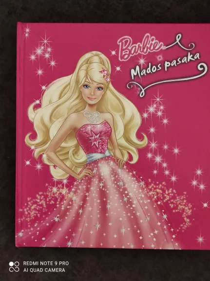 Barbie Mados pasaka - Autorių Kolektyvas, knyga