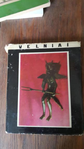 Velniai-dailininko Antano Žmuidzinavičiaus kolekcija