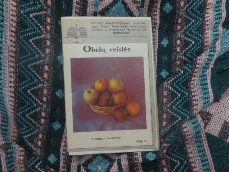 Obelų veislės - Antanas Jakubonis, knyga