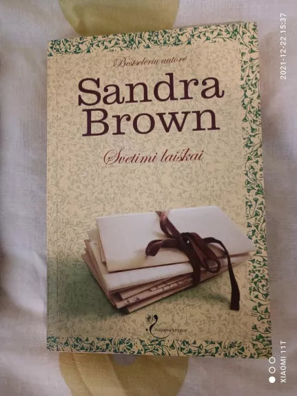 Svetimi laiškai - Sandra Brown, knyga