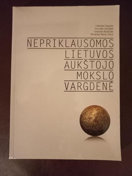 Nepriklausomos Lietuvos aukštojo mokslo vargdenė