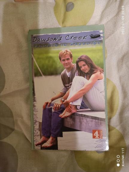 Dawson's creek. Trouble in paradise.