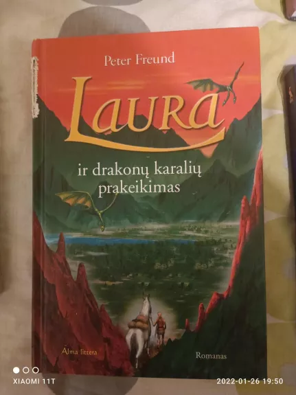 Laura ir drakonų karalių prakeiksmas