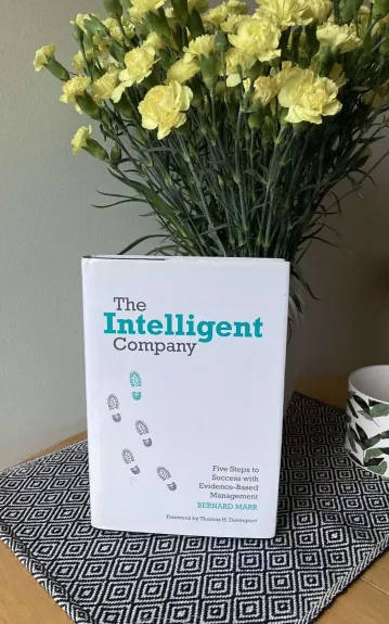 Intelligent company - Bernard Marr, knyga 1