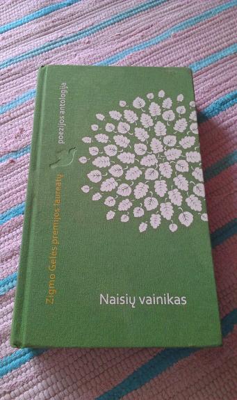 Naisių vainikas: antologija