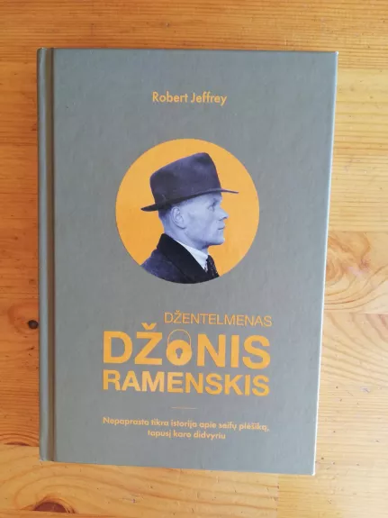 Džentelmenas Džonis Ramenskis - Robert Jeffrey, knyga