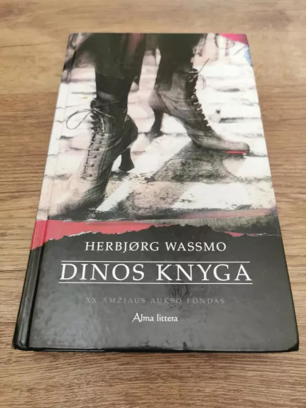 Dinos knyga - Herbjørg Wassmo, knyga