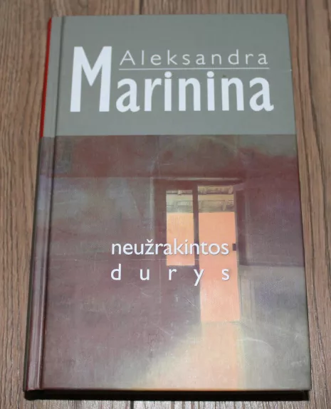 Neužrakintos durys