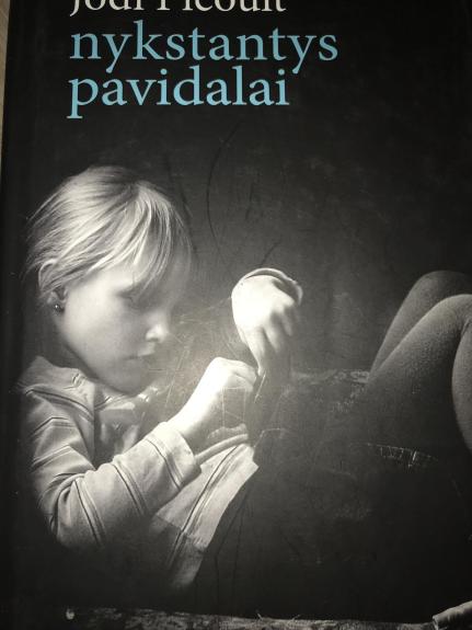 Nykstantys pavidalai