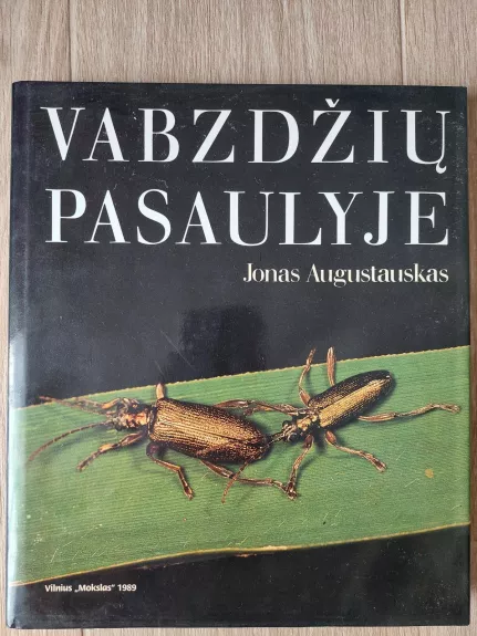 Vabzdžių pasaulyje - Jonas Augustauskas, knyga