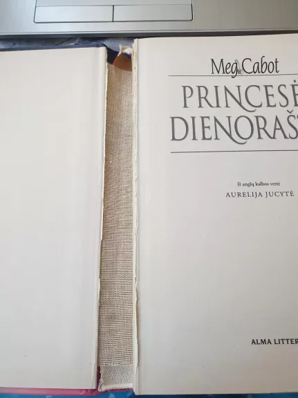 Princesės dienoraštis - Meg Cabot, knyga 1