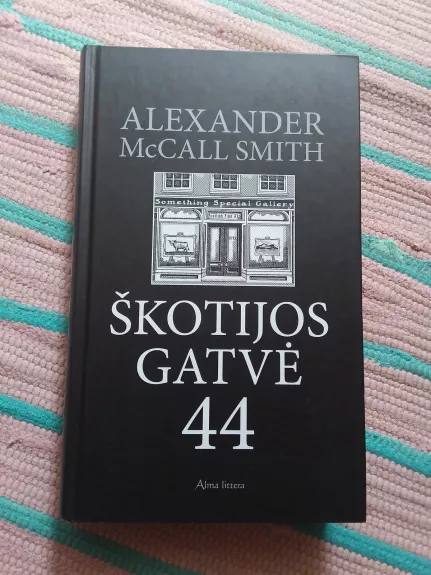 Škotijos gatvė 44 - Alexander McCall Smith, knyga 1