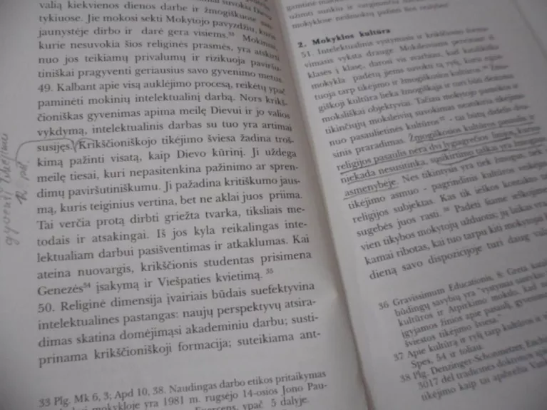 Religinė katalikiškos mokyklos auklėjimo dimensija - S. Tamkevičius, knyga 1